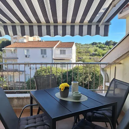 Apartment Amara Trogir